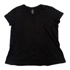 💜 d.21 Black V-Neck T-Shirt, Size XXL
